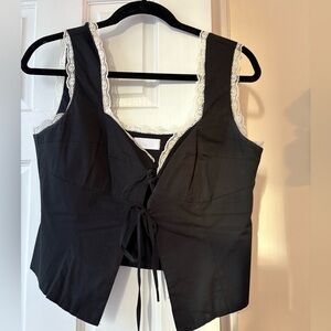 Isalis Black and White tie up tank top